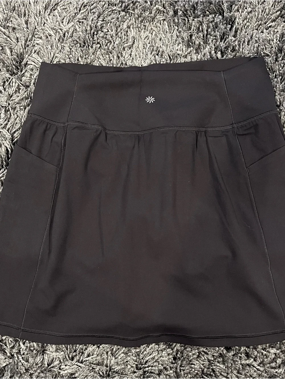 🌺ATHLETA SALUTATION STASH HIGH RISE SKORT BLACK 14.5in SIZE MEDIUM🌺